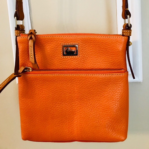 Dooney & Bourke Handbags - Dooney & Bourke messenger bag / cross body
